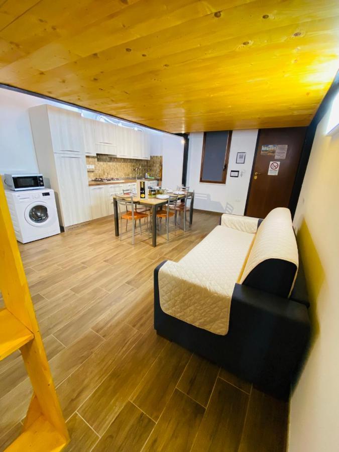Casa Vacanze Al Civico 72 Піццо Екстер'єр фото